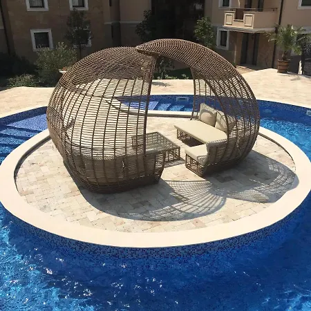 Private In Millennium 2 Appartement